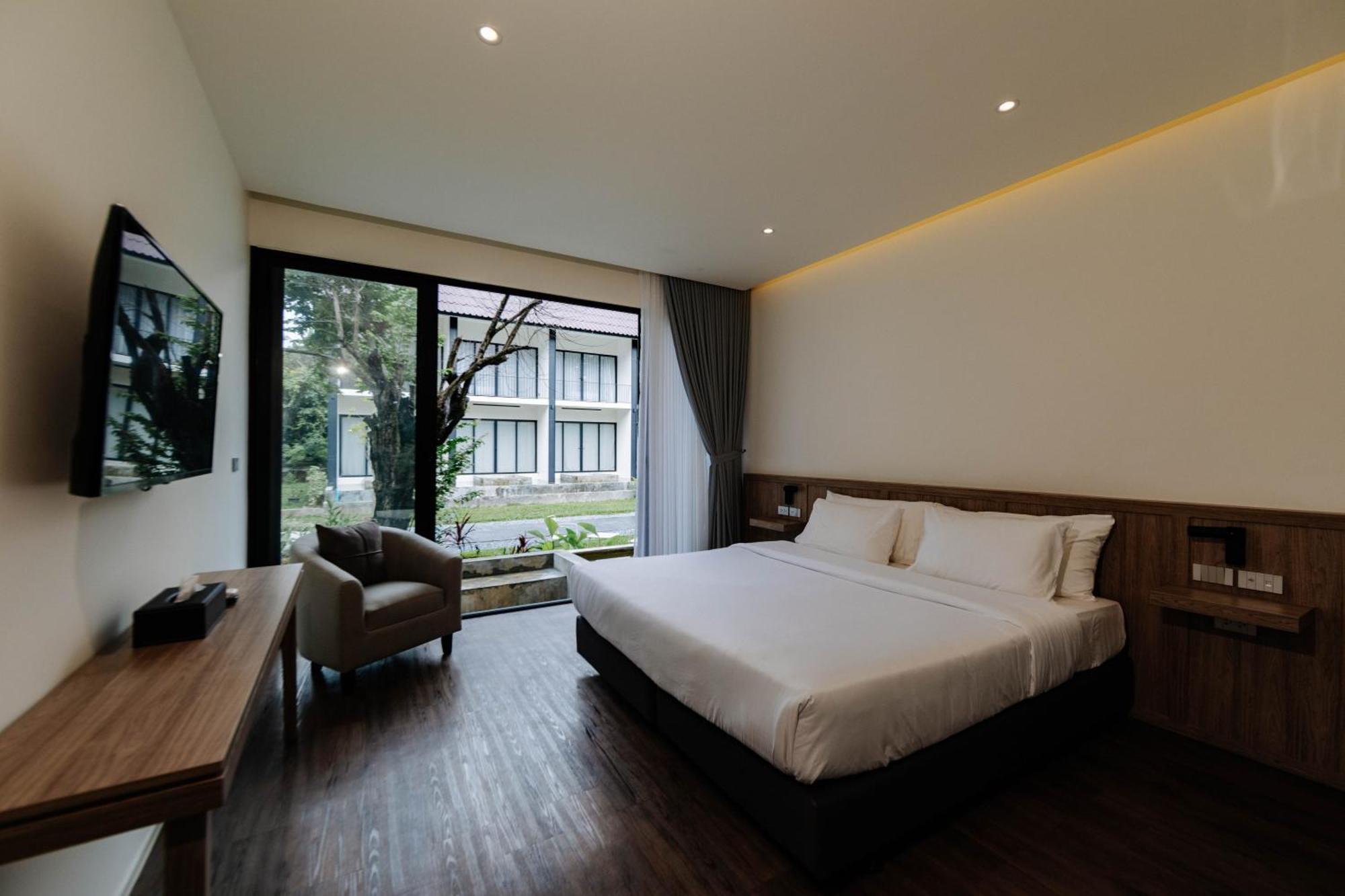 Shanti-Retreat Hotel Pua Exterior photo